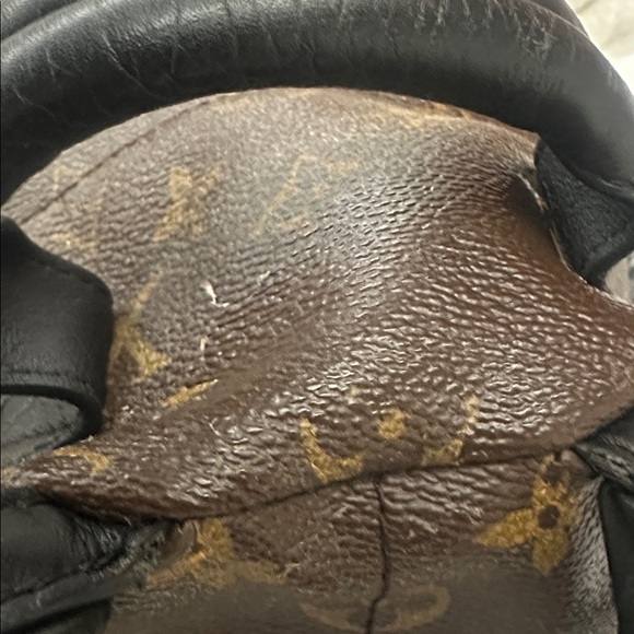 Pre- Love LOUIS VUITTON PALM BACKPACK REVERSE MONOGRAM CANVAS. - Picture 8 of 8